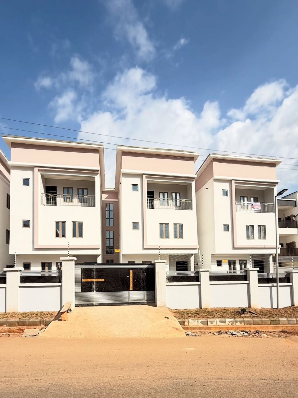  4 bedrooms terrace duplex with a bq 